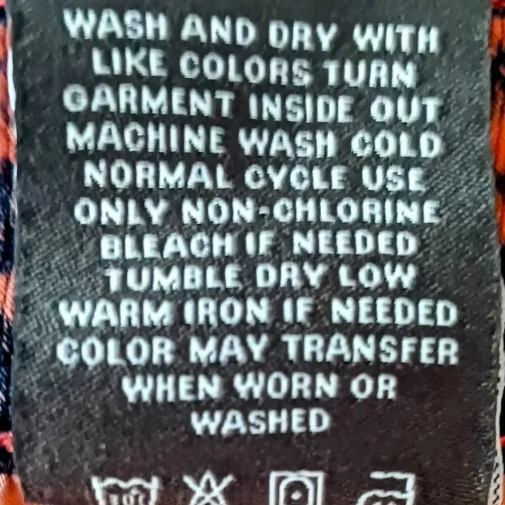 New Torrid Plus Size Coral Acid Wash Mid- Rise Vintage Shorts. - Picture 12 of 16